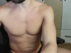 Amateur Live Sex Cam of AlexKunt