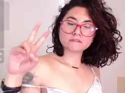 Amateur Live Porn of Tori_Just