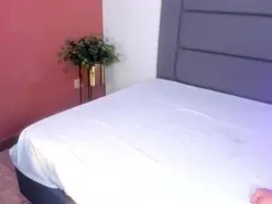 Amateur Live Sex Cam of JazminDluxe