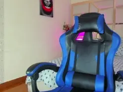 Amateur Live Sex Cam of vanesaa_mejia