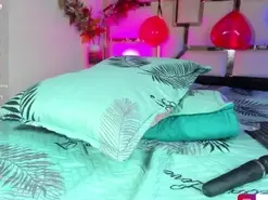 Amateur Live Porn of vanesaa_mejia