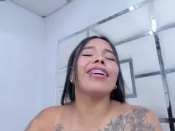 Amateur Free Porn Cam of ZoeSwam