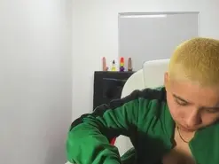 Amateur Free Live Porn of AbiAndThiago