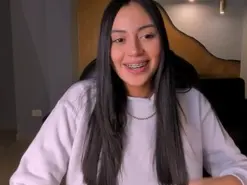 Amateur Sex Cam of AmbarJames