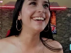 Amateur Free Live Porn of Charlotte_greys