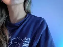 Amateur Live Sex Cam of carol_blonde
