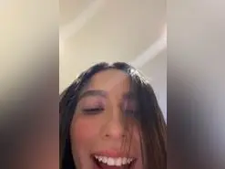 Amateur Nude Webcam of Ashley_Rouse