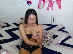 Amateur Live Sex of Zoe_small