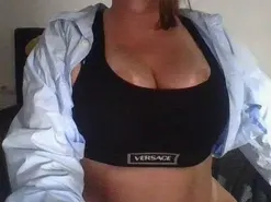 Amateur Free Live Porn of Aleksa99