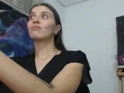 Amateur Free Live Porn of mariecam