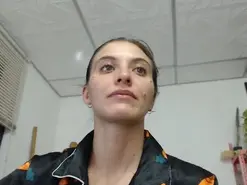 Amateur Free Live Porn of mariecam