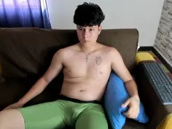 Amateur Nude Webcam of Martin_Lows
