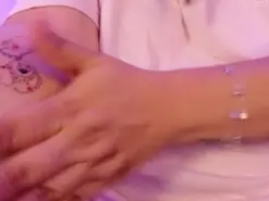 Amateur Live Sex Cam of lucy26_