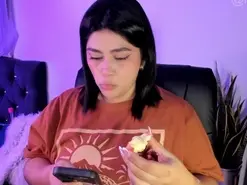 Amateur Sex Cam of lucy26_