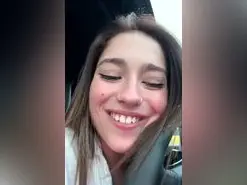 Amateur Live Sex Cam of Allisonfoxxx