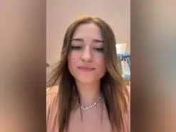 Amateur Live Porn of Allisonfoxxx