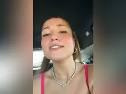 Amateur Free Porn Cam of Allisonfoxxx