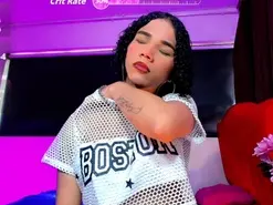 Amateur Adult Webcam of alejandra_motta