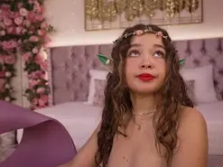 Amateur Live Sex Cam of Emi_Petite