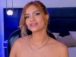 Amateur Nude Webcam of KyomiVelvet