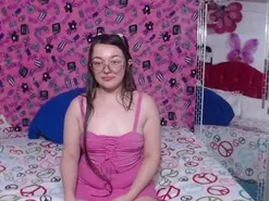 Amateur Private Sex Chat of Angela18_honey