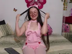 Amateur Nude Webcam of Angela18_honey