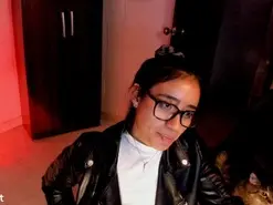 Amateur Sex Chat of La_gata_69