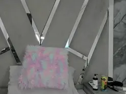 Amateur Live Sex Cam of Daphne_cuteht