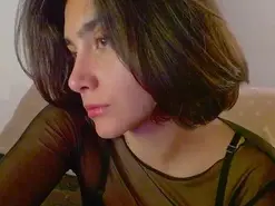 Amateur Live Sex Cam of Silent_Petite