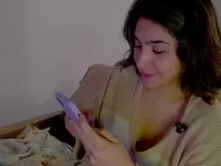 Amateur Free Porn Cam of Silent_Petite