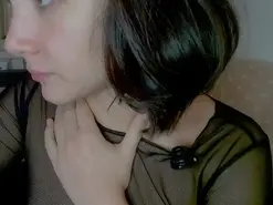 Amateur Sex Cam of Silent_Petite