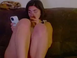 Amateur Nude Webcam of Silent_Petite