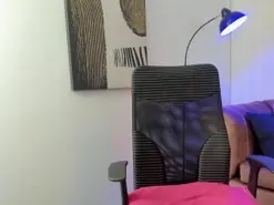 Amateur Adult Webcam of yiyi-saenz