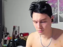 Amateur Live Sex Cam of Alex_WandHot