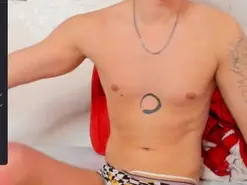 Amateur Adult Webcams of Alex_WandHot