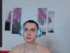 Amateur Live Sex of Alex_WandHot