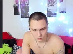 Amateur Live Porn of Alex_WandHot