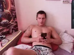Amateur Live Sex Cam of Alex_WandHot