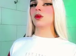 Amateur Live Sex Cam of alessa_mullen