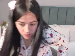 Amateur Live Porn of alli__cooper