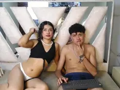 Amateur Adult Webcam of bonnieandclydec