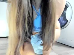 Amateur Watch Live Sex Cams of MiaMarrone