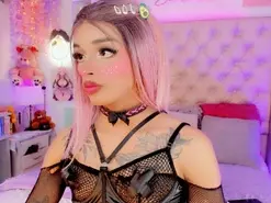 Amateur Best Webcam of red_dolly