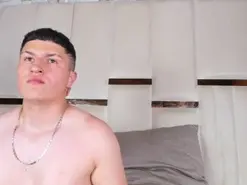 Amateur Free Porn Cam of AngelayAnlle