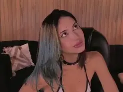 Amateur Nude Webcam of KayraLanne
