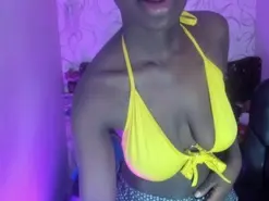 Amateur Private Sex Chat of EbonyEmmily