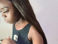 Amateur Live Porn of EbonyEmmily