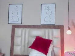 Amateur Nude Webcam of MelissaFoxxx