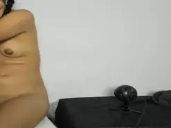 Amateur Live Porn of karlita_ximena