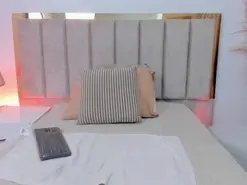 Amateur Free Porn Cam of MaiaSinclair